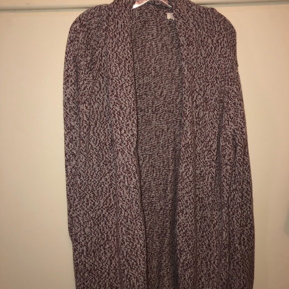 LEVIS cardigan. Burgundy. Above knee level - Picture 3 of 3